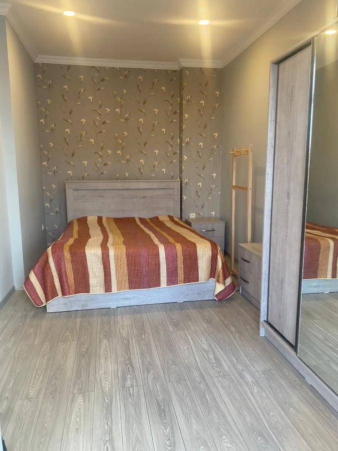 Black Apartment Kobuleti